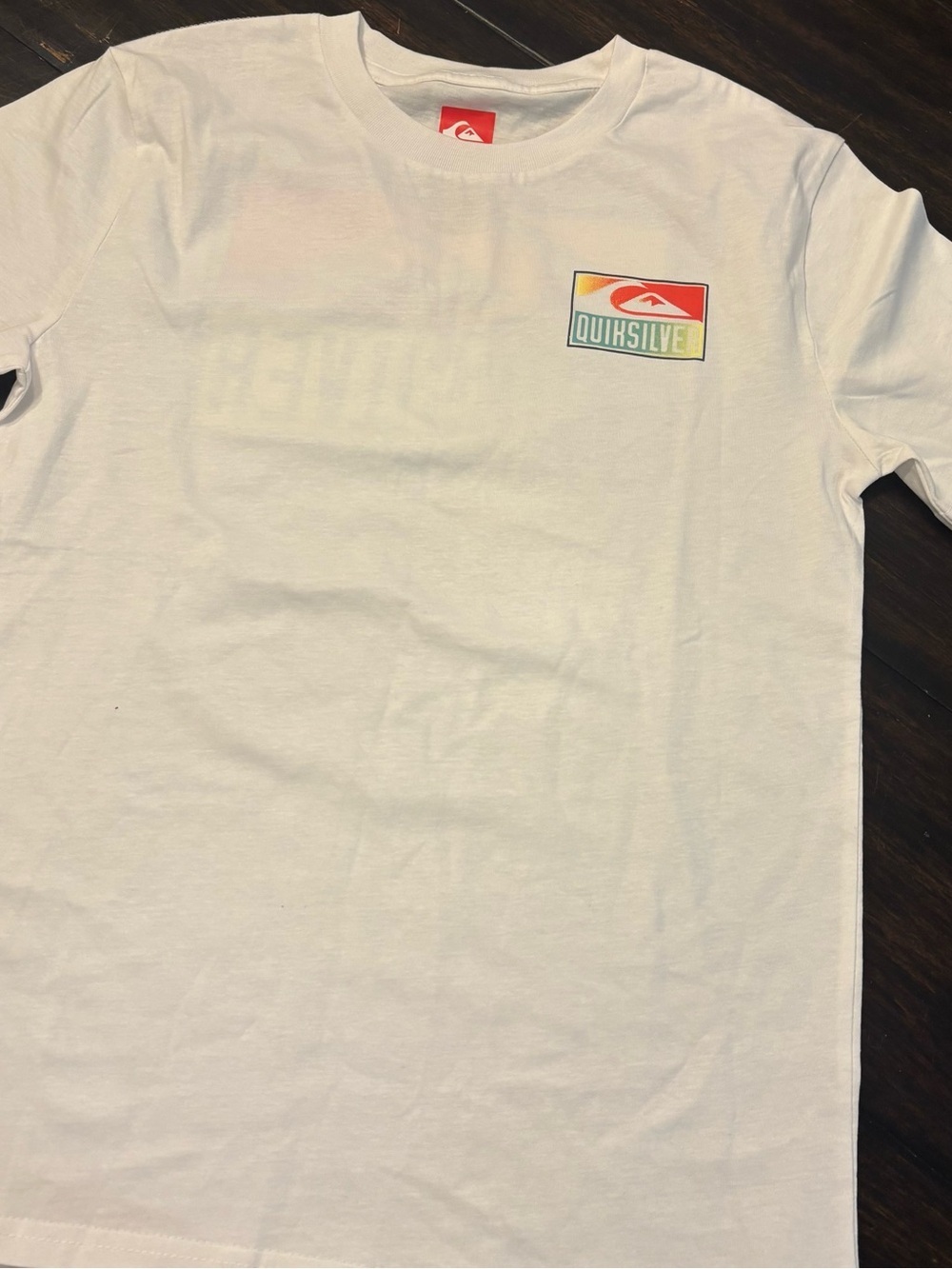 Quiksilver boys white tee like new size medium
10/12